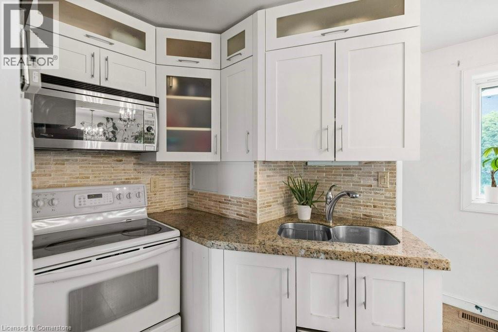 Photo 16 of 630 Westview Avenue, Ancaster ON