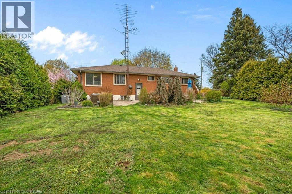 Photo 35 of 630 Westview Avenue, Ancaster ON