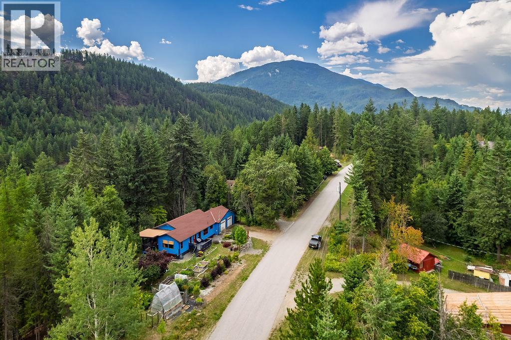 Photo 25 of 6051 Pine Ridge Road, Kaslo BC