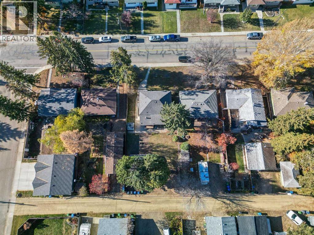 Photo 10 of 4209 43 Avenue, Red Deer AB