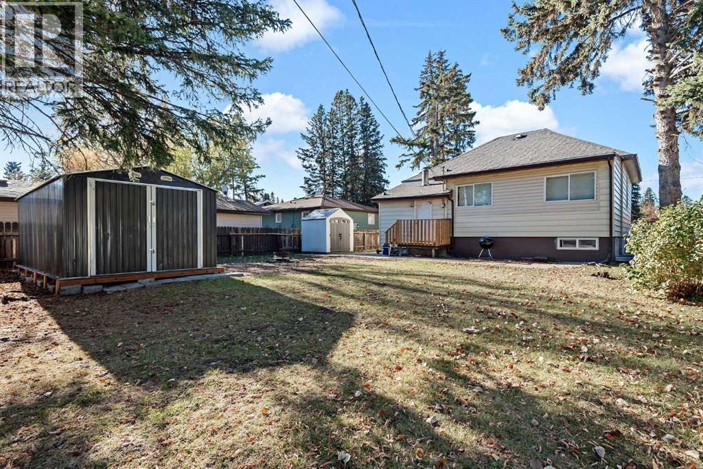 Photo 14 of 4209 43 Avenue, Red Deer AB