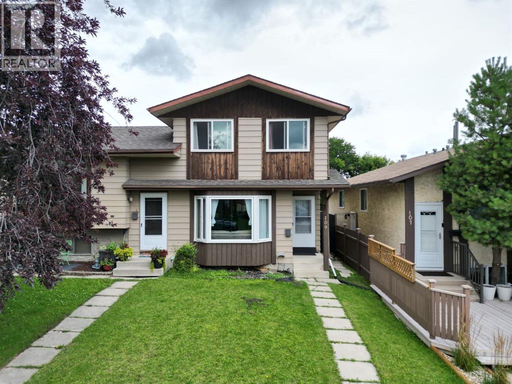 109 Bermondsey Way NW, Calgary, Alberta