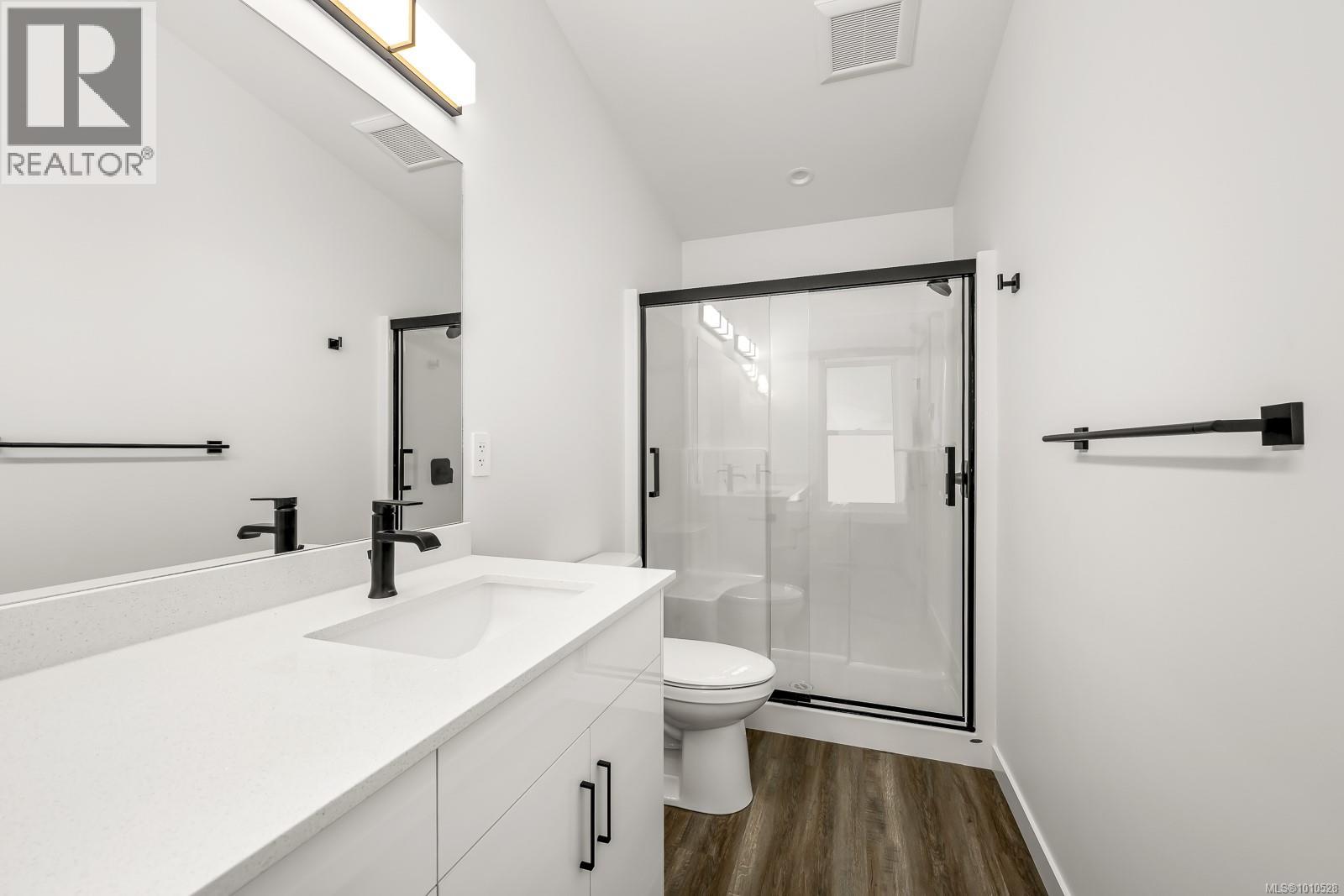 #45 3025 ROYSTON RD - 27