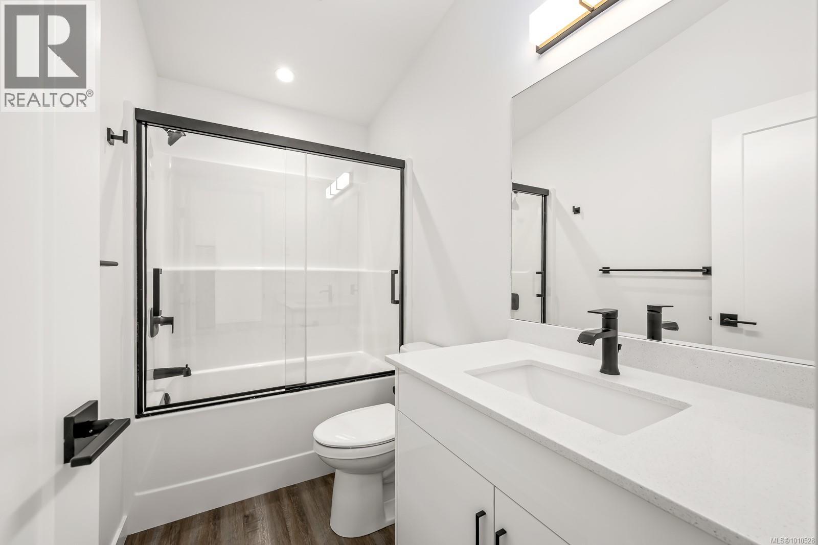 #45 3025 ROYSTON RD - 28