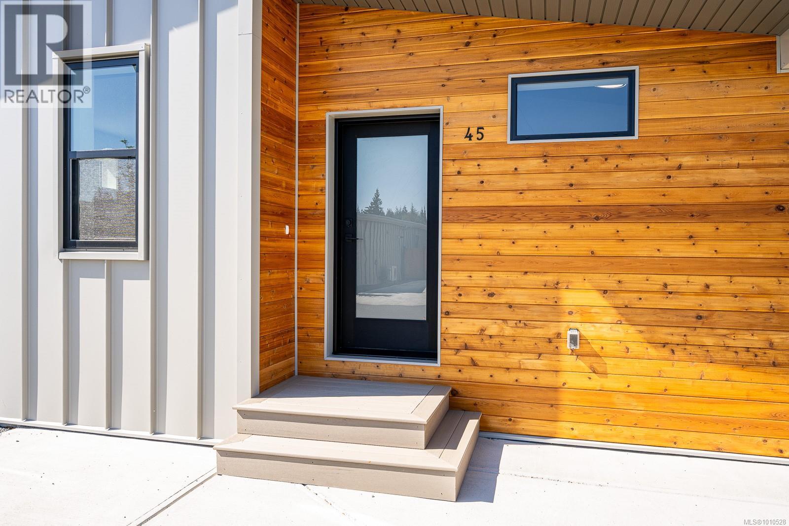 #45 3025 ROYSTON RD - 34