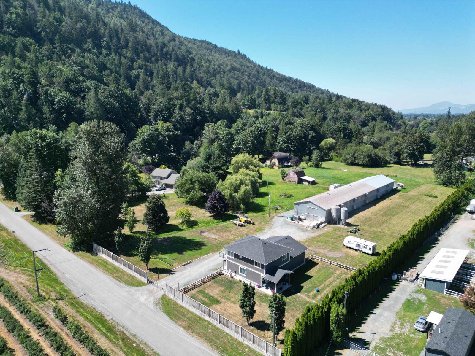 Photo 3 of 4843 Giesbrecht Road Yarrow, Yarrow BC