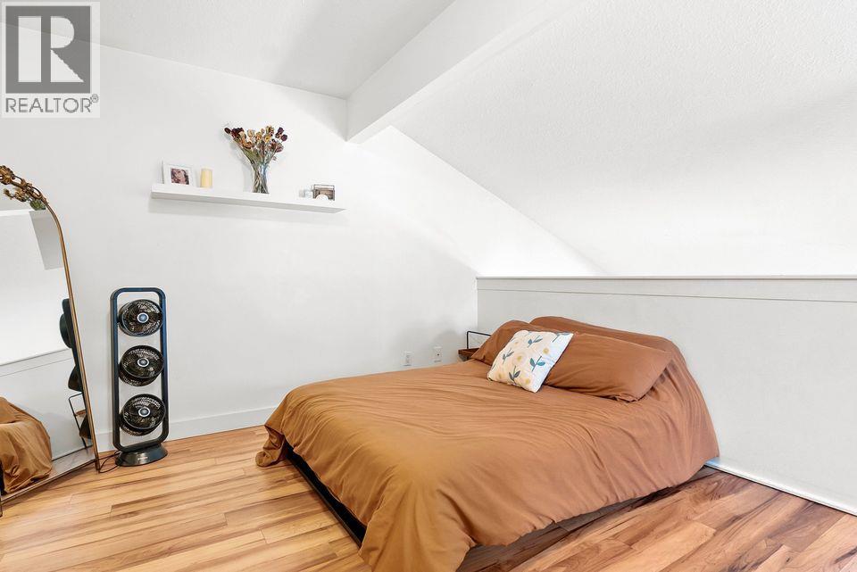 Photo 11 of 3155 Gordon Drive Unit 304, Kelowna BC