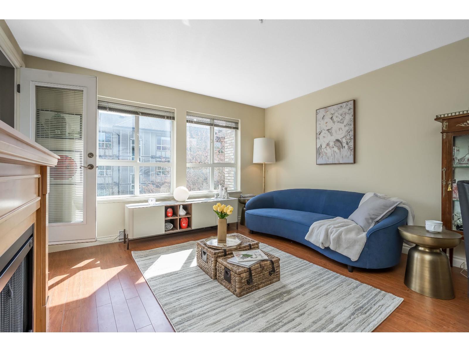 Photo 4 of 412 8717 160 Street, Surrey BC