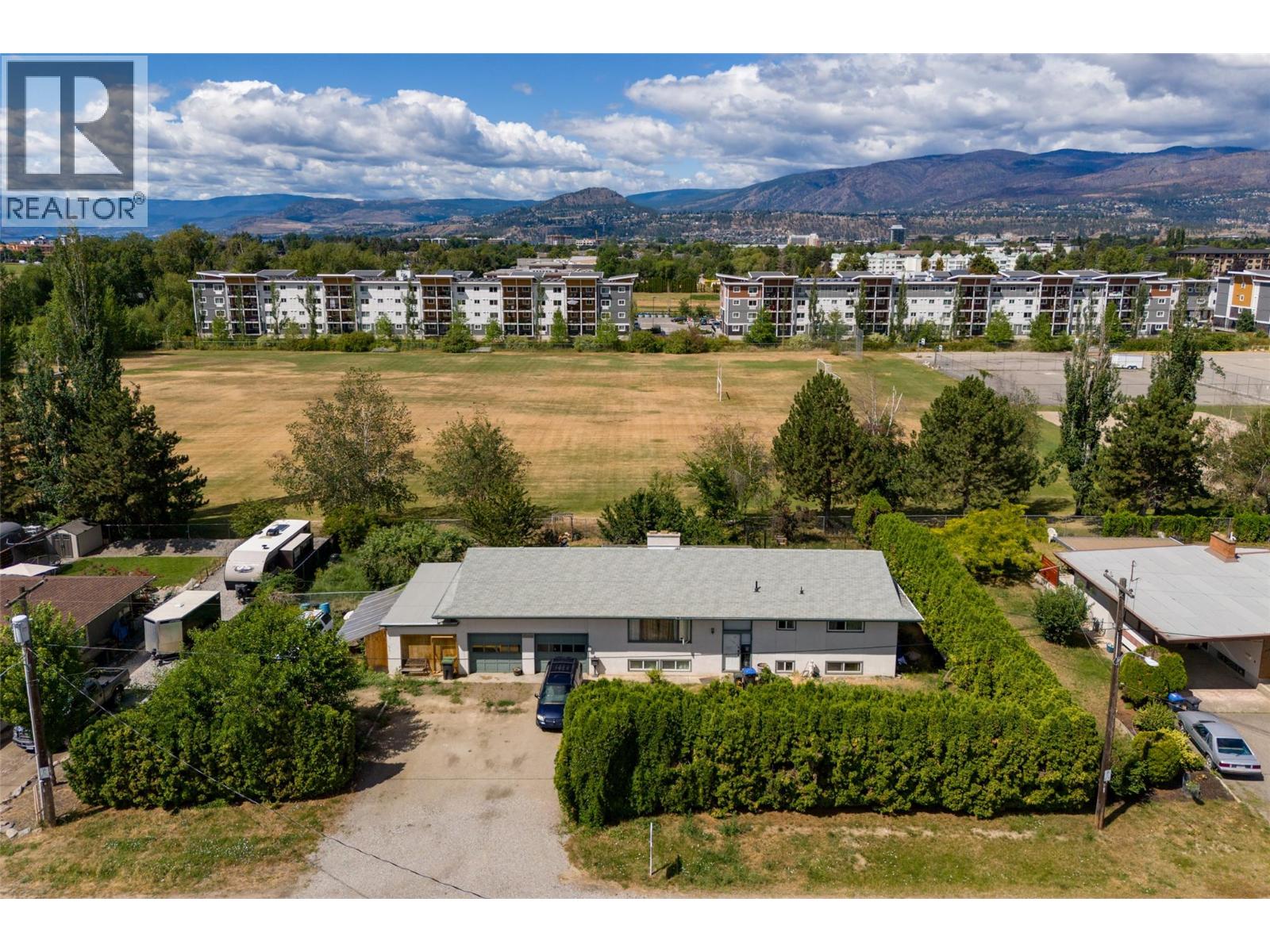  3240 St. Amand Road, Kelowna