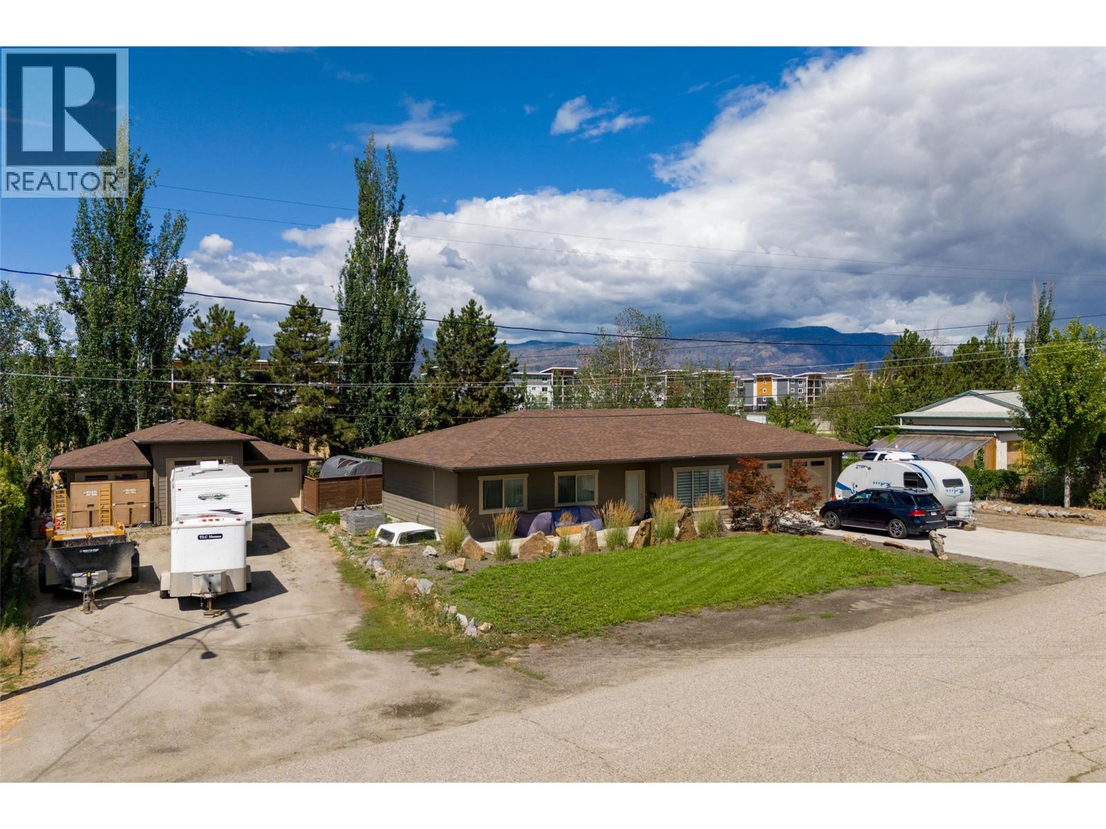  3240 St. Amand Road, Kelowna