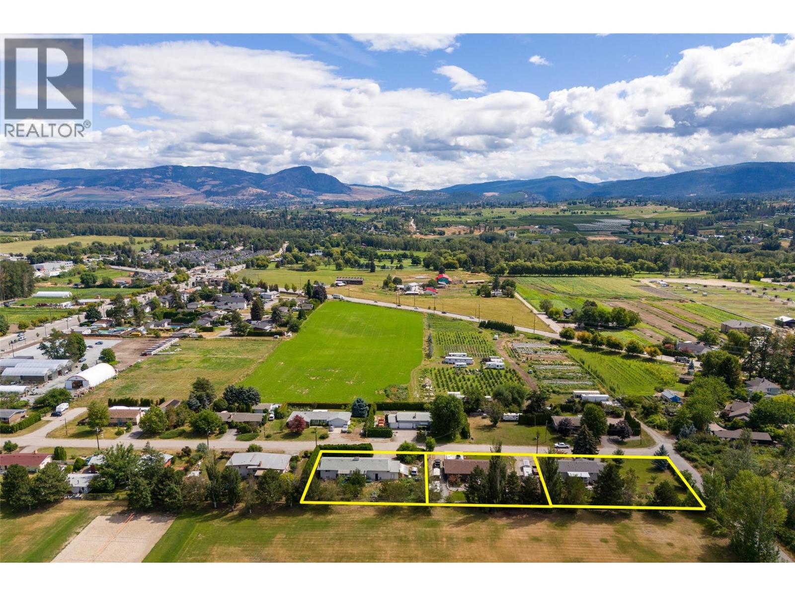  3240 St. Amand Road, Kelowna