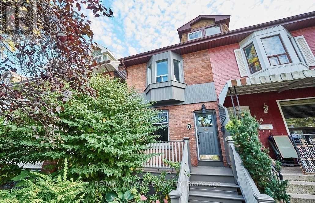 Photo 1 of 7 Strathmore Boulevard, Toronto ON