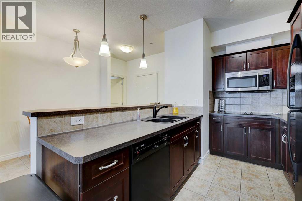 Single Family House for Sale in   Royal Oak Plaza NW Royal Oak Calgary 