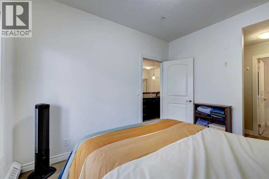 Single Family House for Sale in   Royal Oak Plaza NW Royal Oak Calgary 