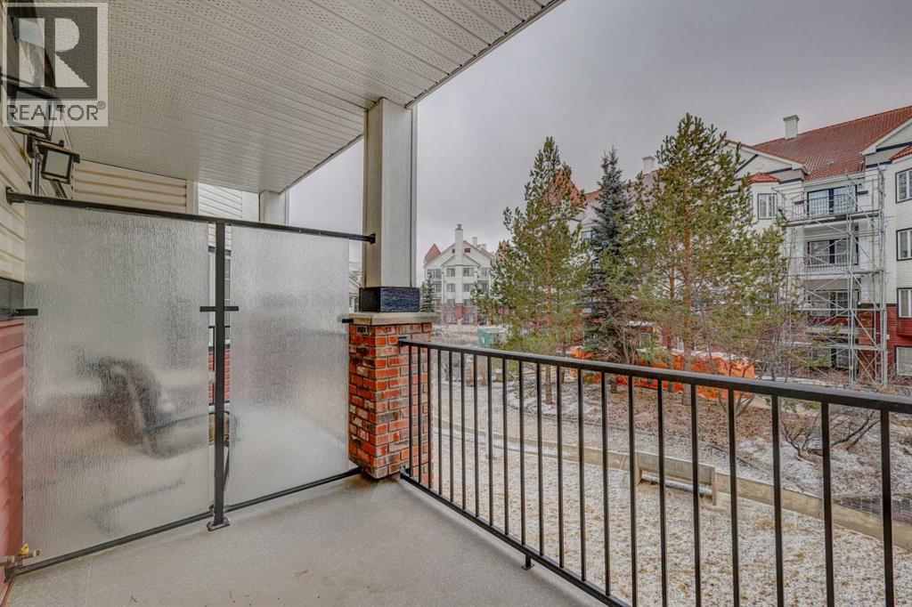 Single Family House for Sale in   Royal Oak Plaza NW Royal Oak Calgary 