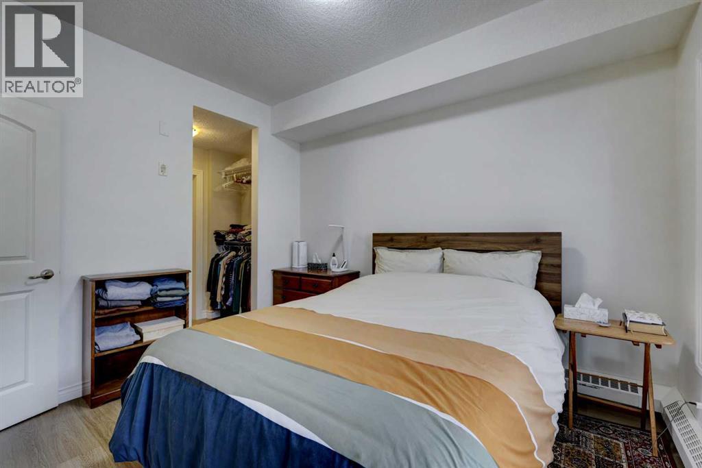 Single Family House for Sale in   Royal Oak Plaza NW Royal Oak Calgary 
