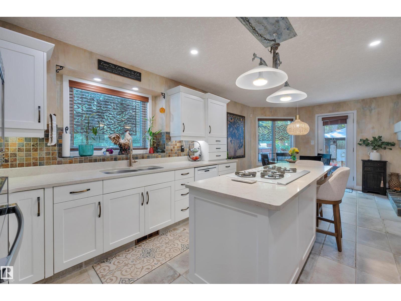 Single Family House Bungalow for Sale in  BERRYMORE DR St. Albert 