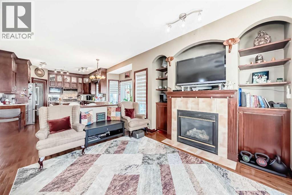 Single Family House for Sale in  Coral Shores Cape NE Coral Springs Calgary 