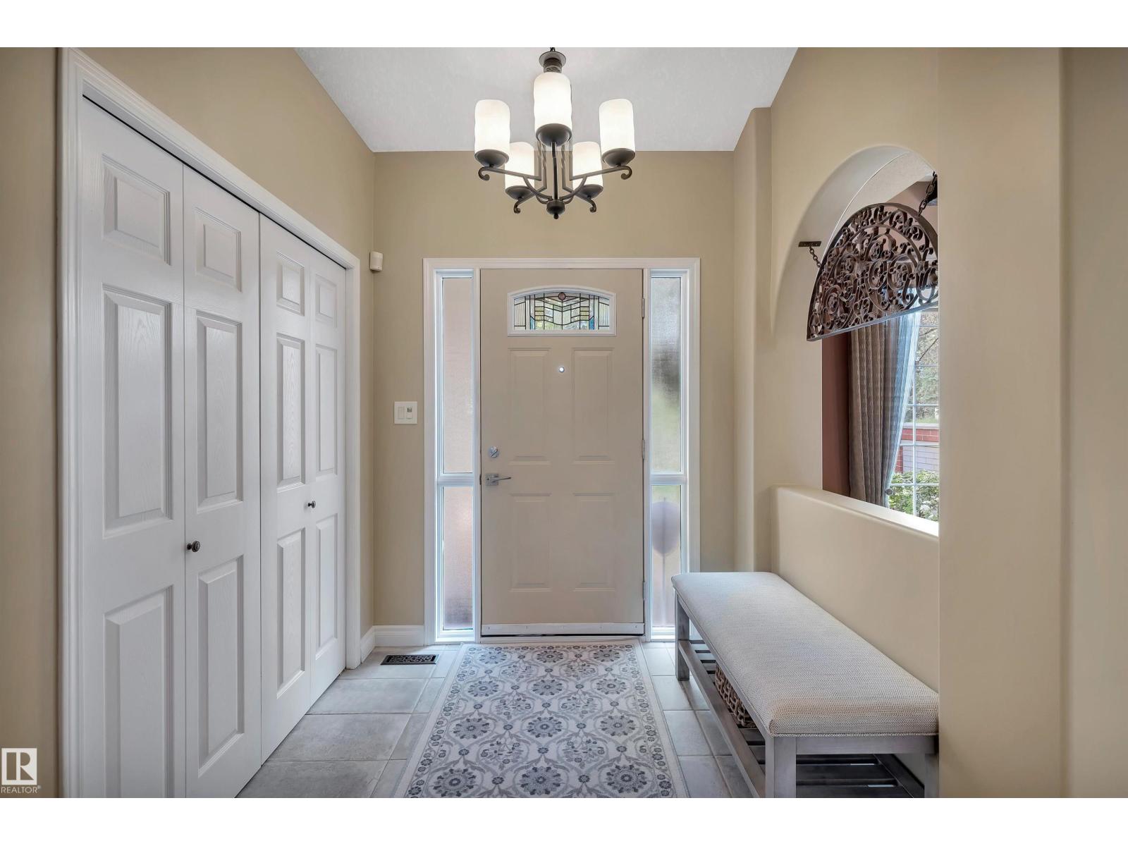 Single Family House Bungalow for Sale in  BERRYMORE DR St. Albert 