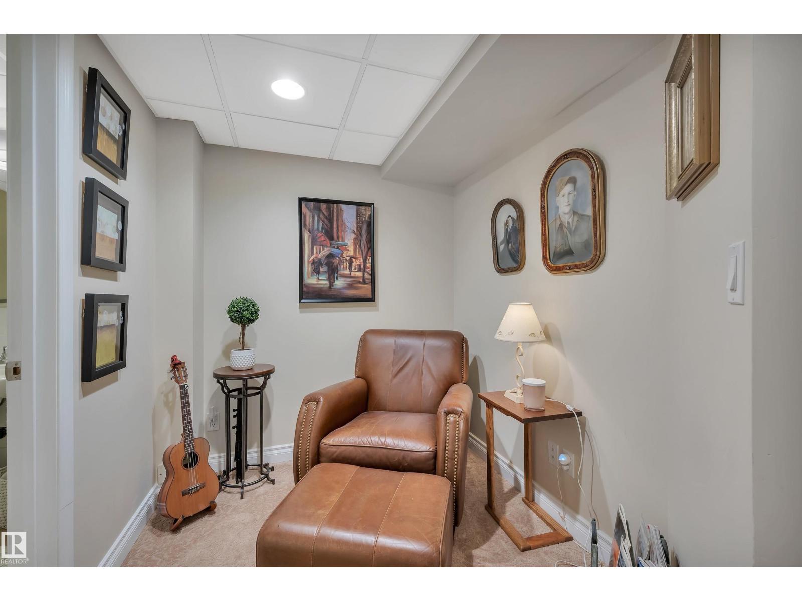 Single Family House Bungalow for Sale in  BERRYMORE DR St. Albert 