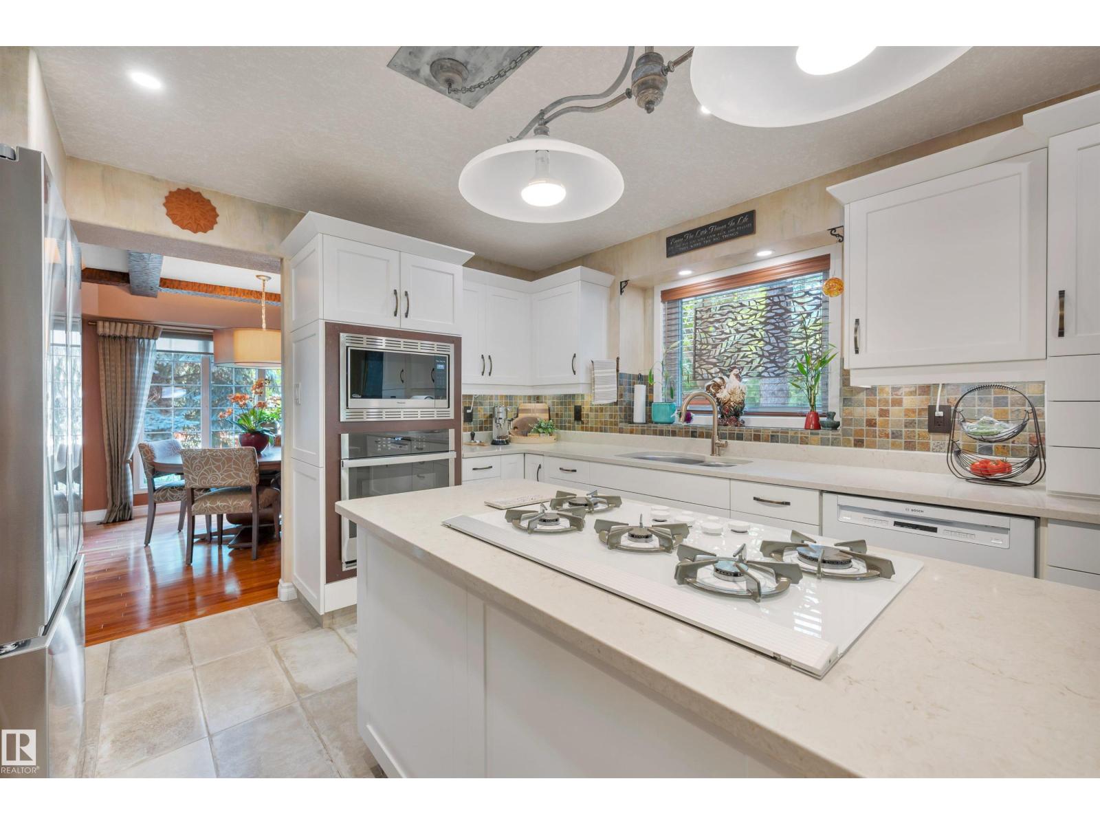 Single Family House Bungalow for Sale in  BERRYMORE DR St. Albert 