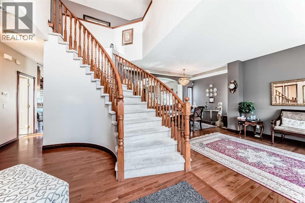 Single Family House for Sale in  Coral Shores Cape NE Coral Springs Calgary 