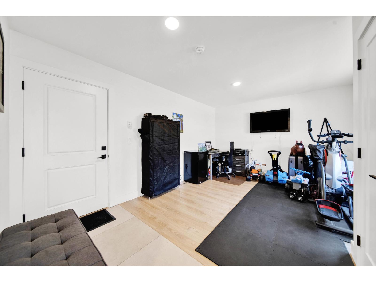Photo 18 of 10 19255 Aloha Drive, Surrey BC