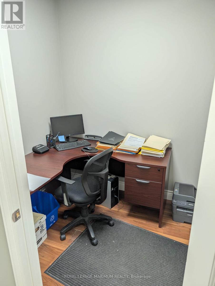 Photo 17 of 3 644 Millway Avenue, Vaughan ON