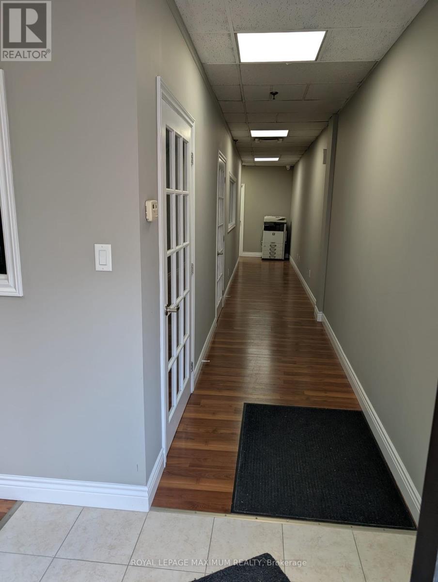 Photo 7 of 3 644 Millway Avenue, Vaughan ON