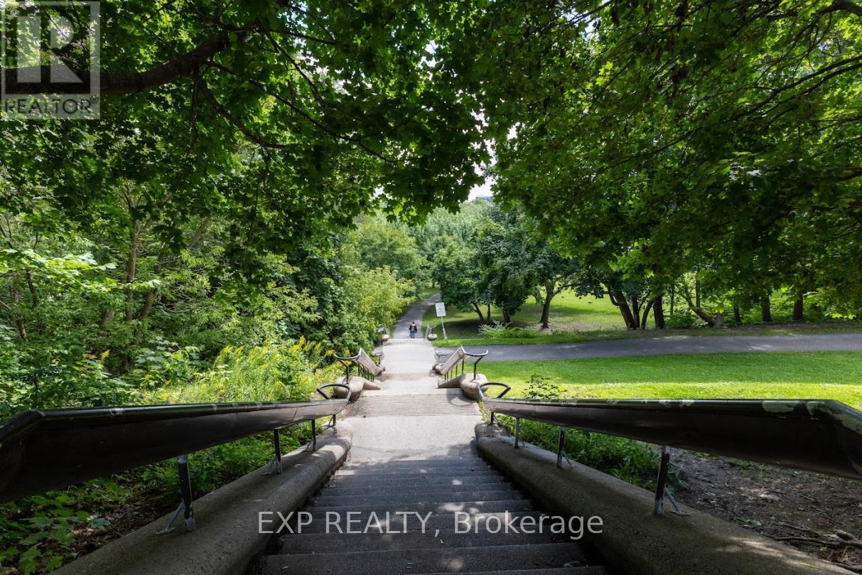 Photo 30 of 1 244 Charlotte Street, Ottawa ON