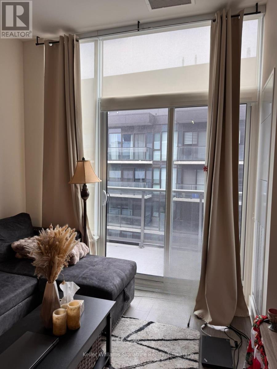 Photo 4 of 1404 212 King William Street, Hamilton ON