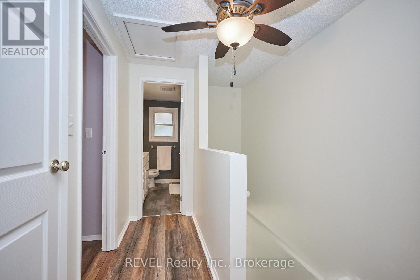 Photo 5 of 30 242 Lakeport Road, St Catharines ON