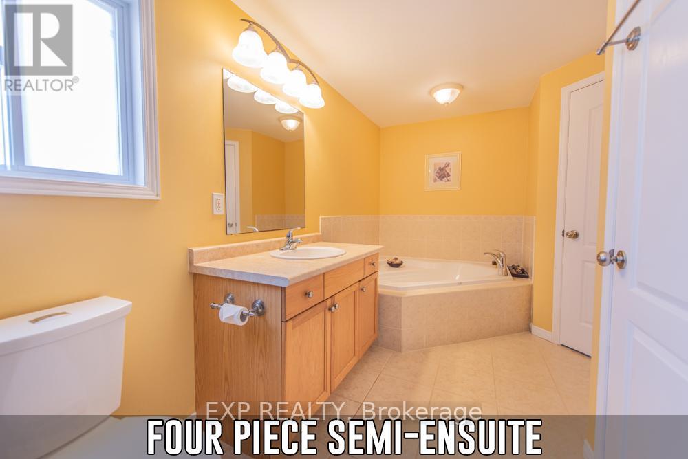 Photo 4 of 144 Gooseberry Street, Orangeville ON