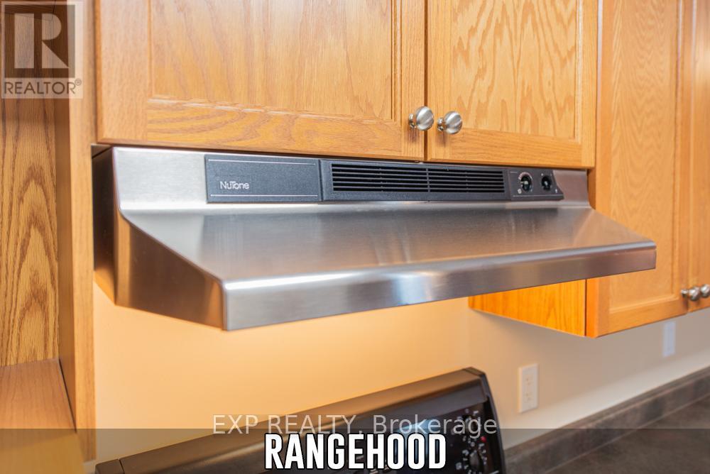 Photo 38 of 144 Gooseberry Street, Orangeville ON