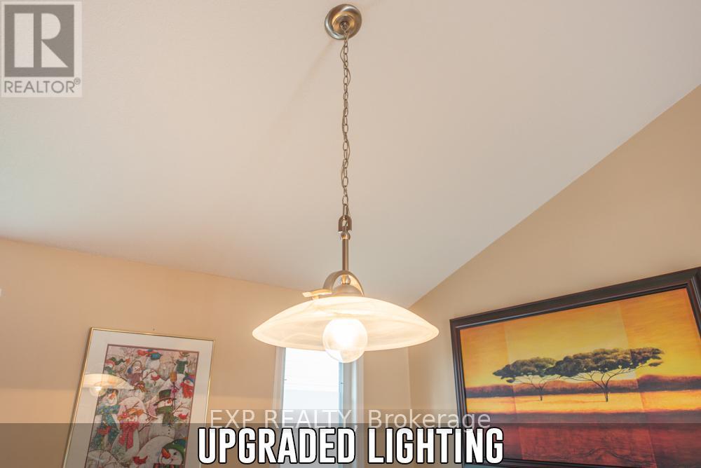Photo 37 of 144 Gooseberry Street, Orangeville ON