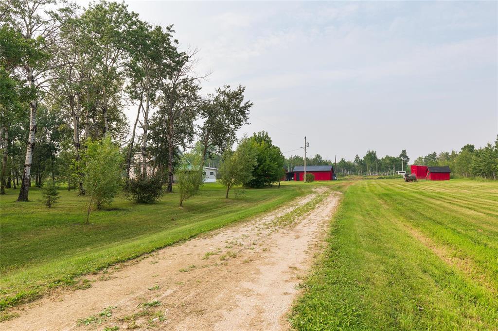 Photo 10 of 40079 11 Road N, Vita MB