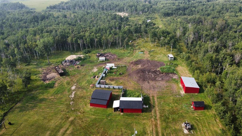 Photo 35 of 40079 11 Road N, Vita MB