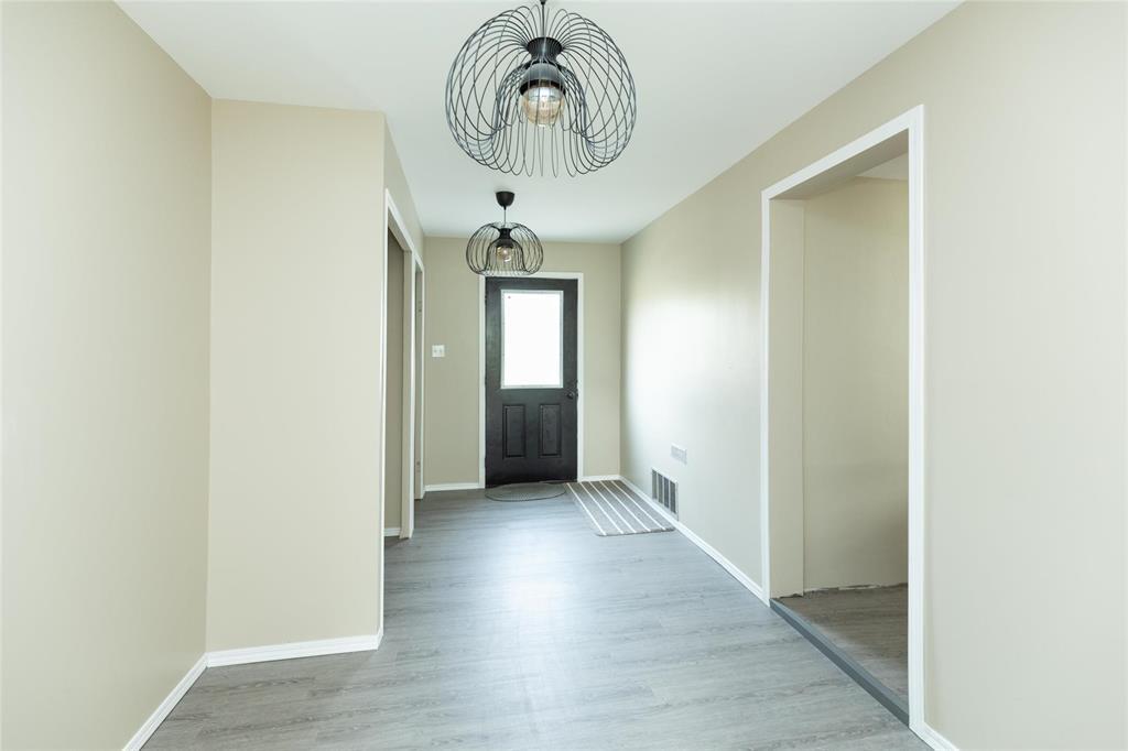 Photo 34 of 40079 11 Road N, Vita MB