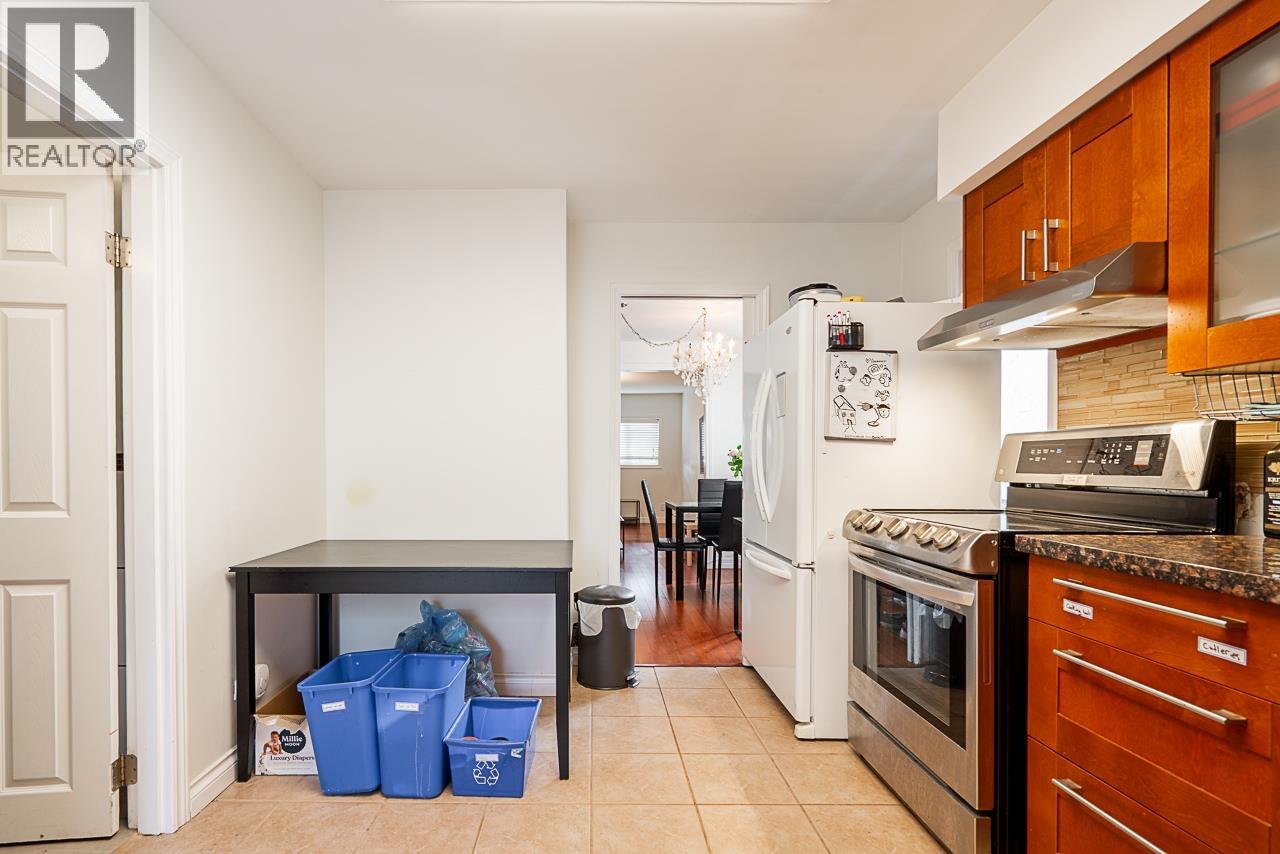 Photo 23 of 5959 Mcmurray Avenue, Burnaby BC