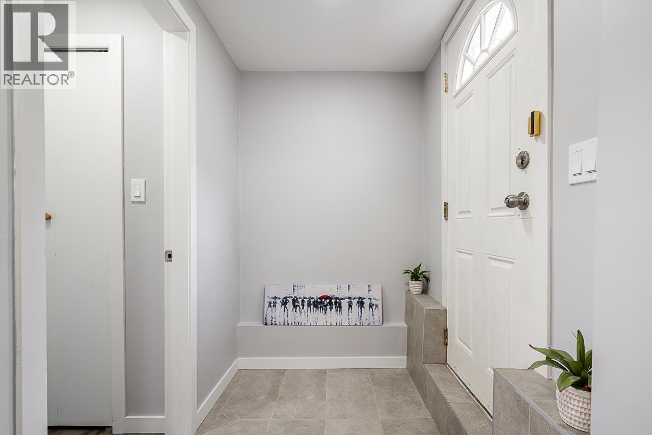 Photo 31 of 5959 Mcmurray Avenue, Burnaby BC