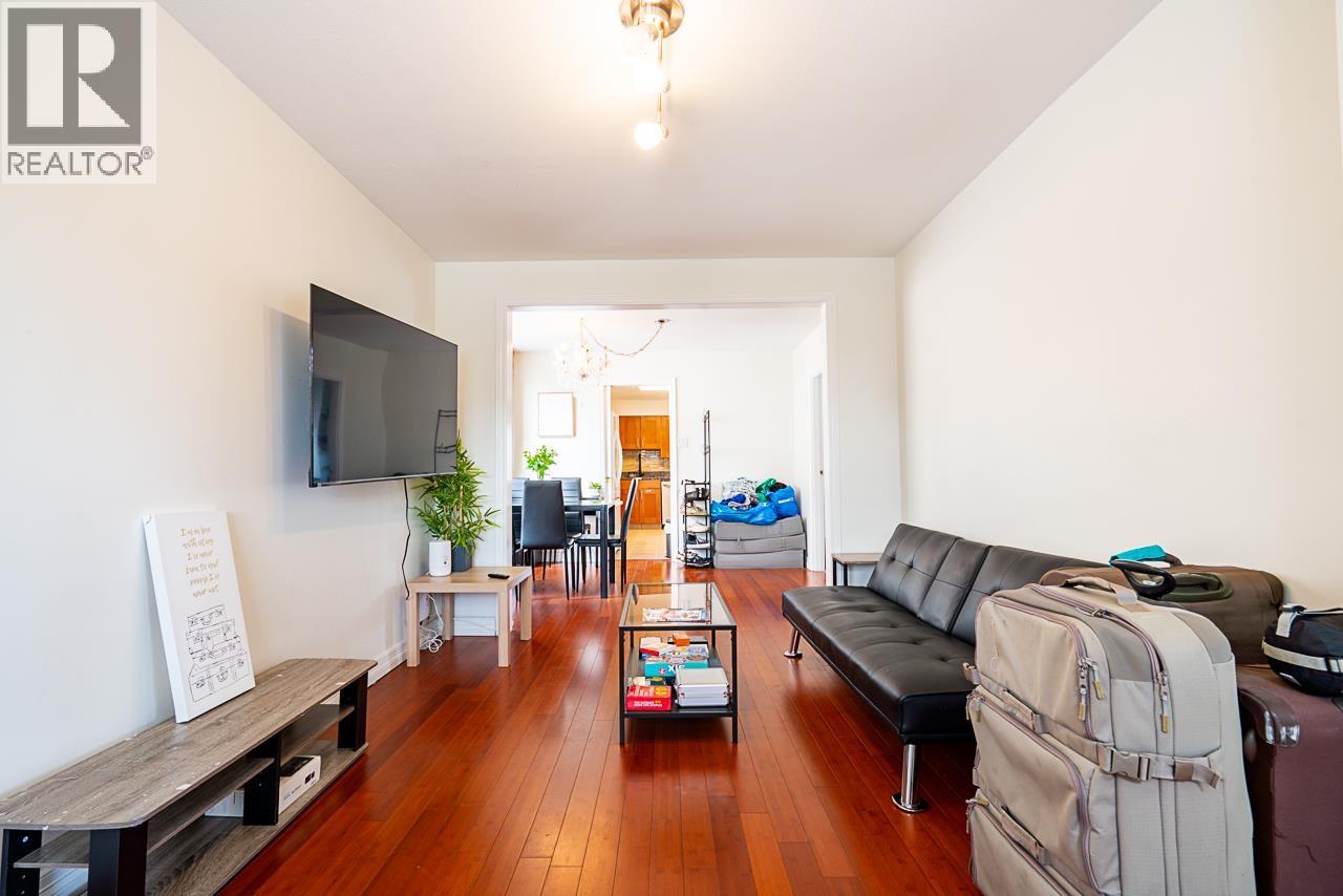 Photo 17 of 5959 Mcmurray Avenue, Burnaby BC