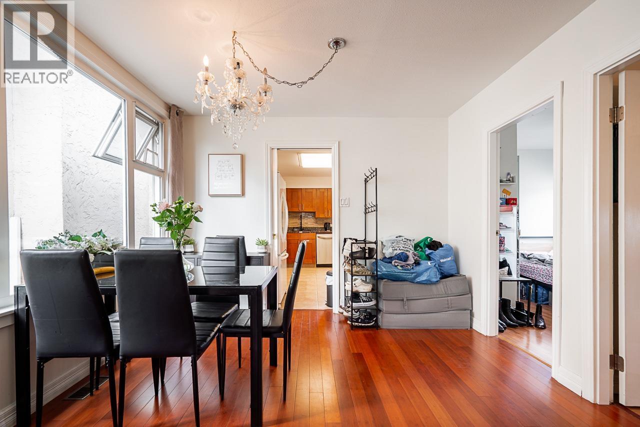 Photo 15 of 5959 Mcmurray Avenue, Burnaby BC