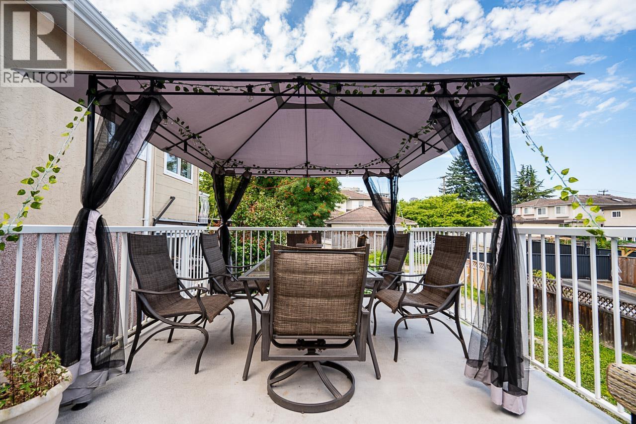 Photo 1 of 5959 Mcmurray Avenue, Burnaby BC