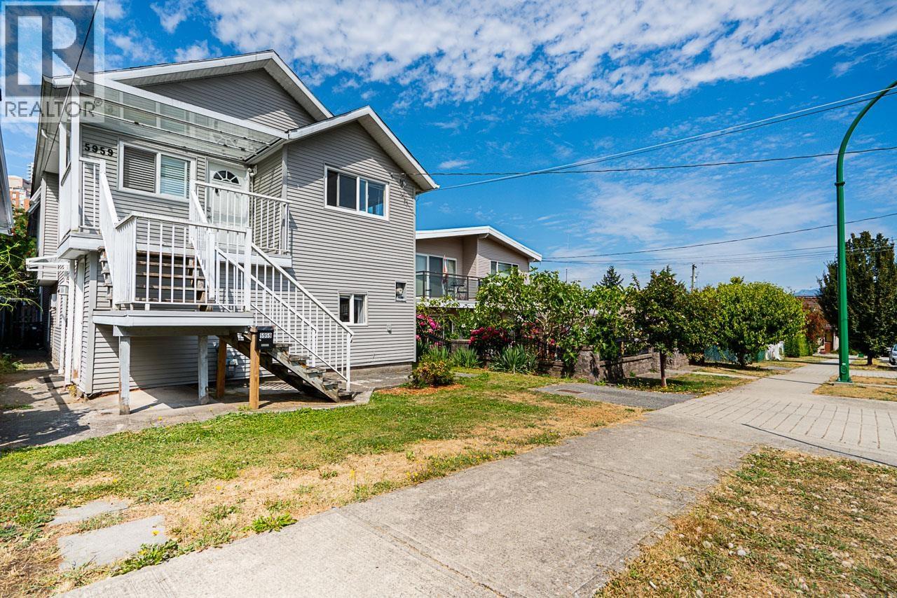 Photo 32 of 5959 Mcmurray Avenue, Burnaby BC