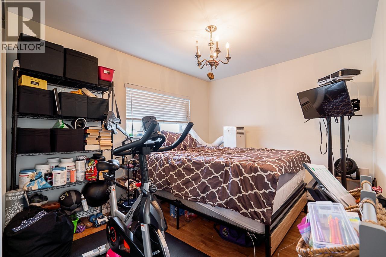 Photo 13 of 5959 Mcmurray Avenue, Burnaby BC