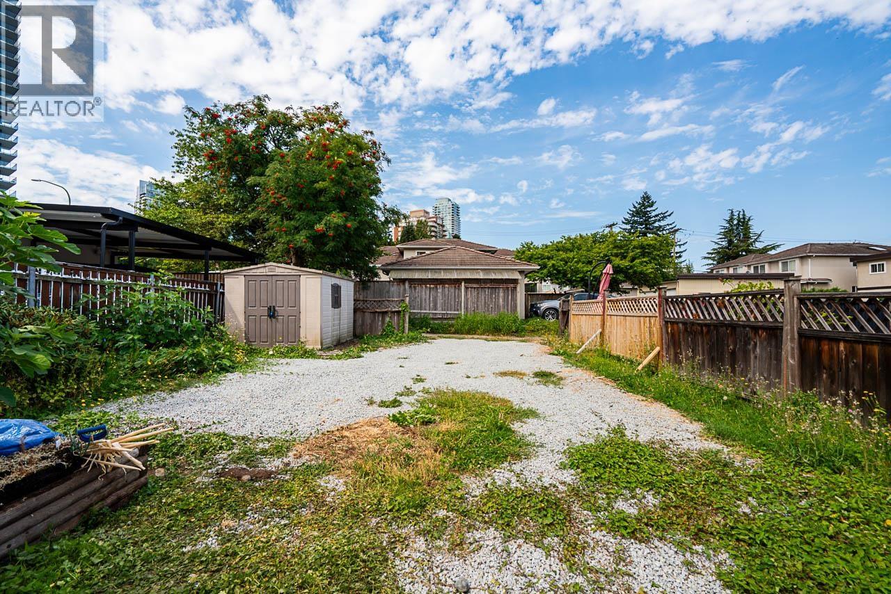 Photo 12 of 5959 Mcmurray Avenue, Burnaby BC