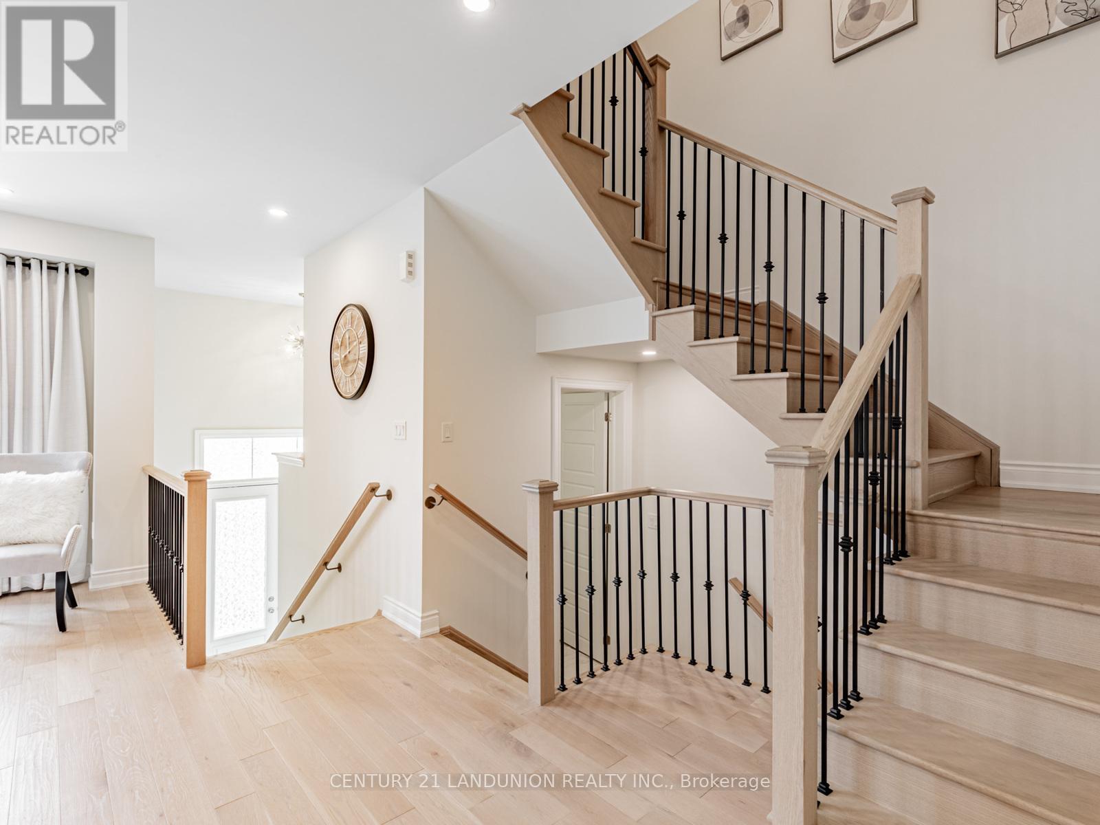 Photo 21 of 77 William Durie Way, Toronto ON