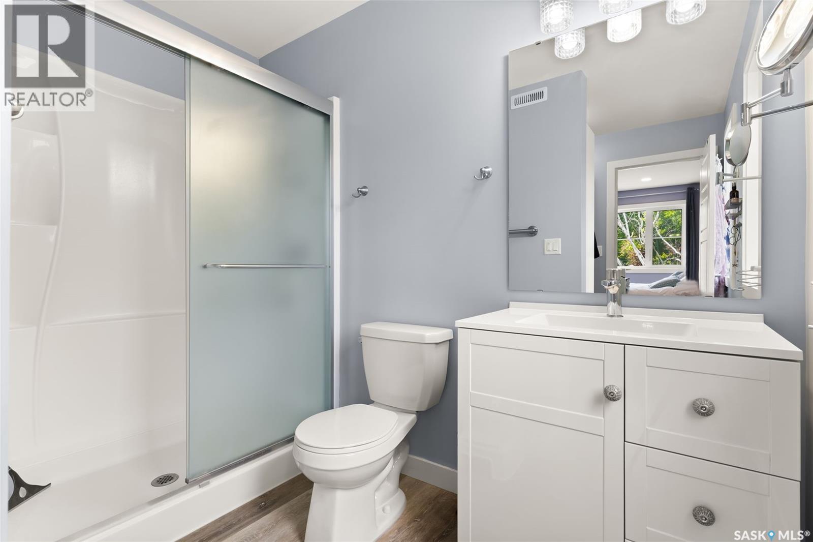 Photo 8 of 2410 Athol Street, Regina SK