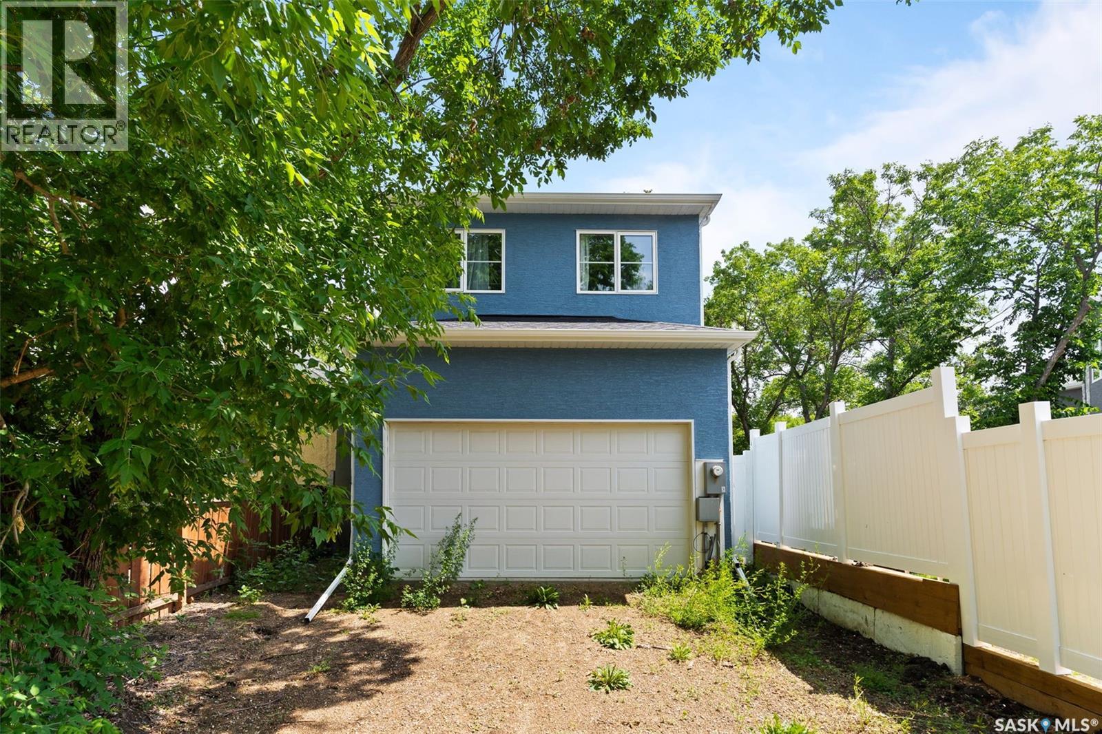 Photo 12 of 2410 Athol Street, Regina SK