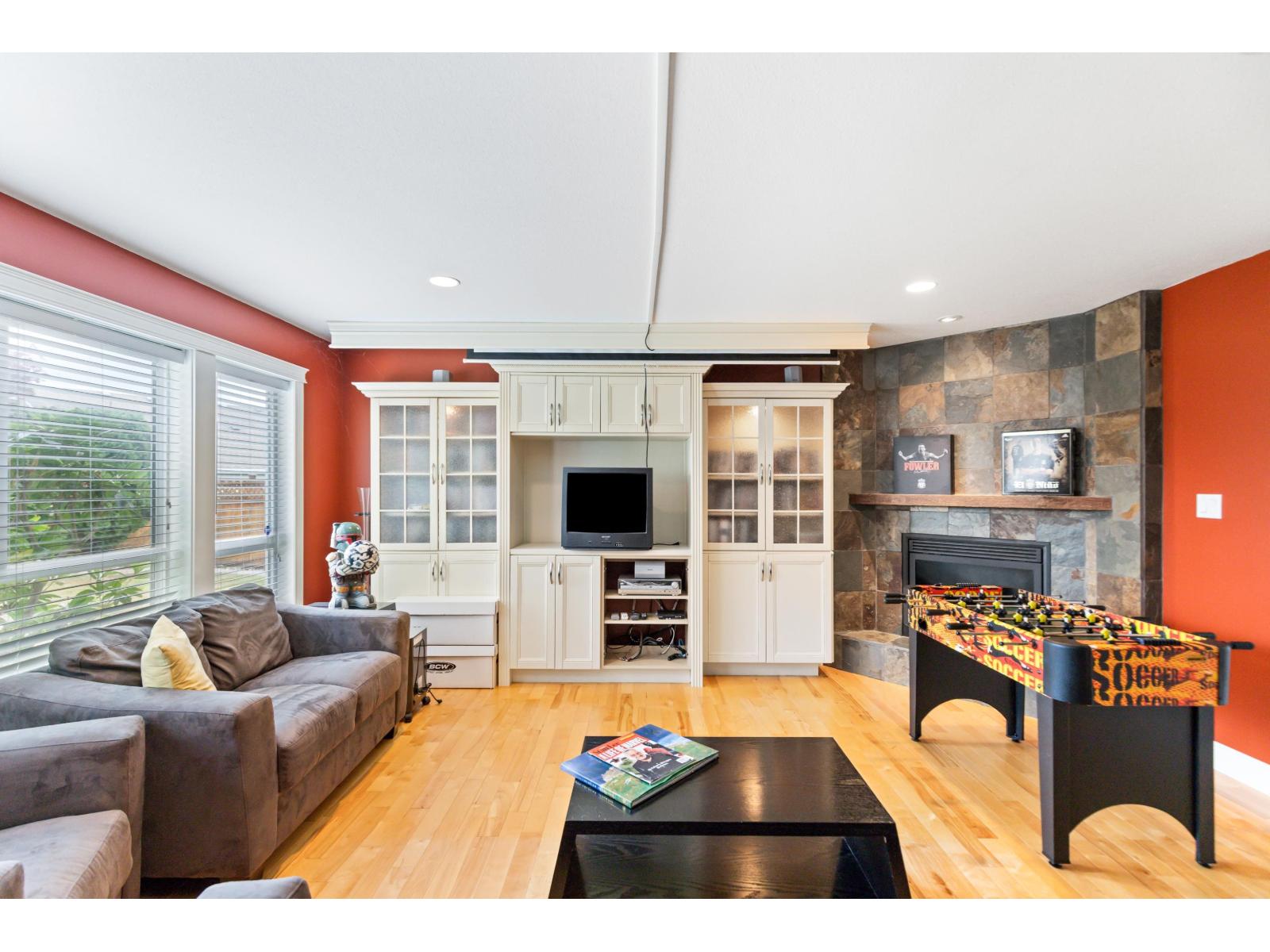 Photo 25 of 32961 Hawthorne Avenue, Mission BC